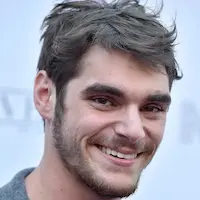 Ар Джей Митт Ар Джей Митт